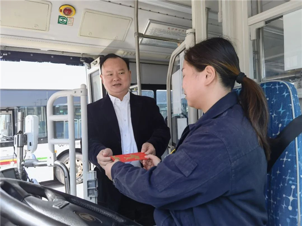 湖南骏达集团有限公司,长沙城市交通,校车运营,安保服务,新能源科技
