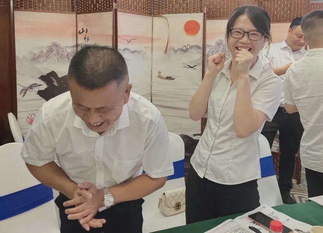 湖南骏达集团有限公司,长沙城市交通,校车运营,安保服务,新能源科技
