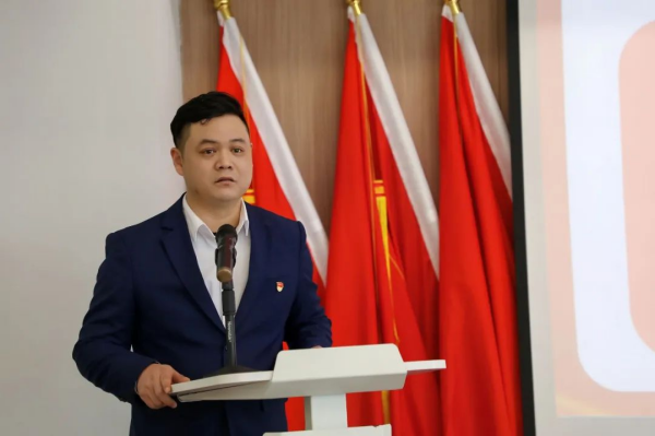 湖南骏达集团有限公司,长沙城市交通,校车运营,安保服务,新能源科技