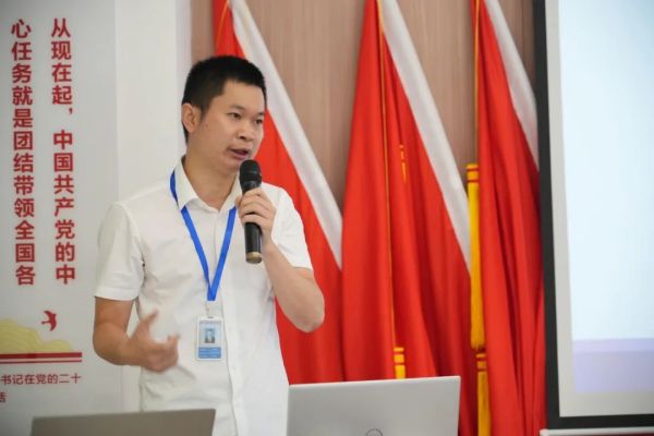 湖南骏达集团有限公司,长沙城市交通,校车运营,安保服务,新能源科技