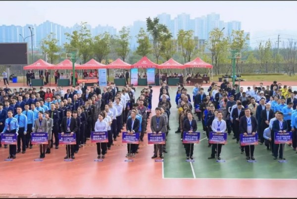 湖南骏达集团有限公司,长沙城市交通,校车运营,安保服务,新能源科技