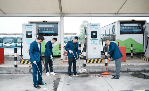 湖南骏达集团有限公司,长沙城市交通,校车运营,安保服务,新能源科技