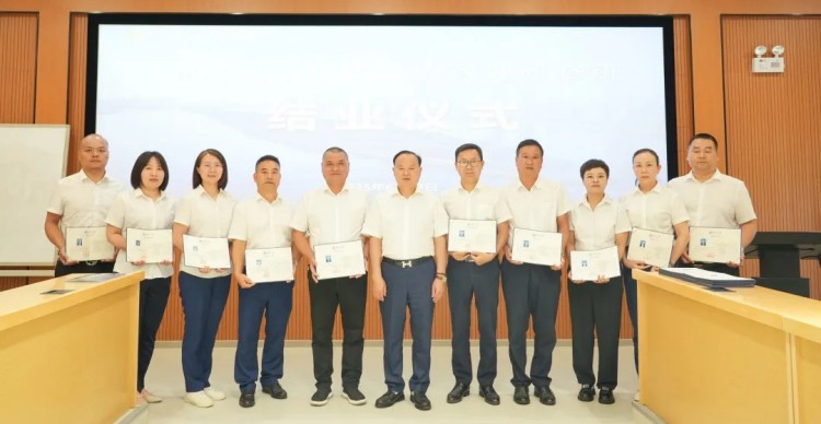湖南骏达集团有限公司,长沙城市交通,校车运营,安保服务,新能源科技