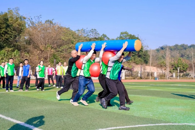 湖南骏达集团有限公司,长沙城市交通,校车运营,安保服务,新能源科技 湖南骏达集团有限公司,长沙城市交通,校车运营,安保服务,新能源科技