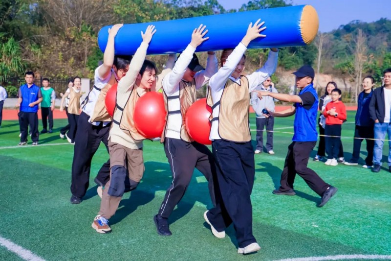 湖南骏达集团有限公司,长沙城市交通,校车运营,安保服务,新能源科技