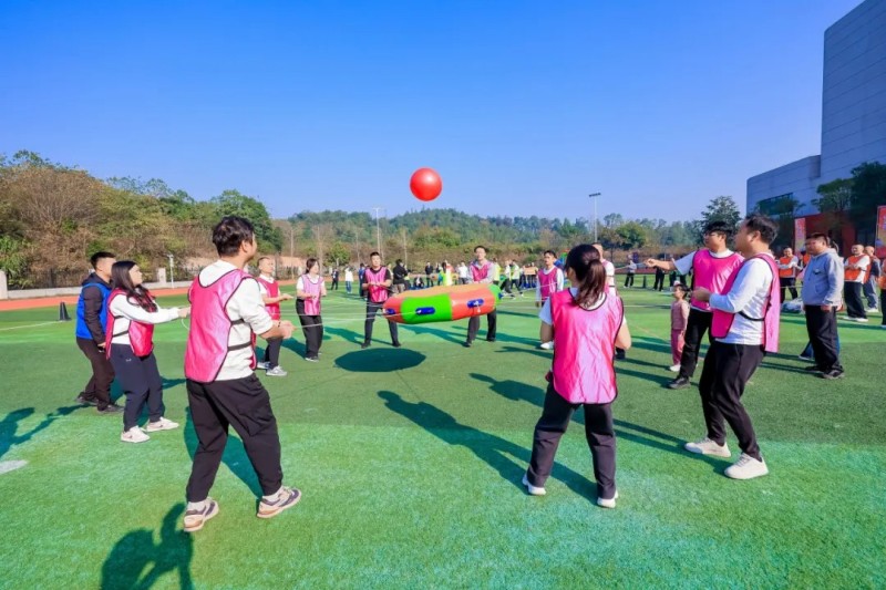 湖南骏达集团有限公司,长沙城市交通,校车运营,安保服务,新能源科技