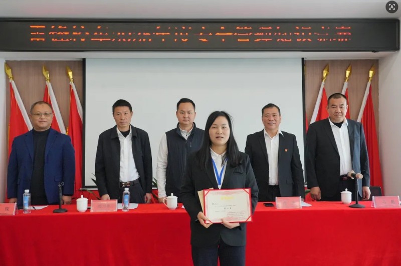 湖南骏达集团有限公司,长沙城市交通,校车运营,安保服务,新能源科技